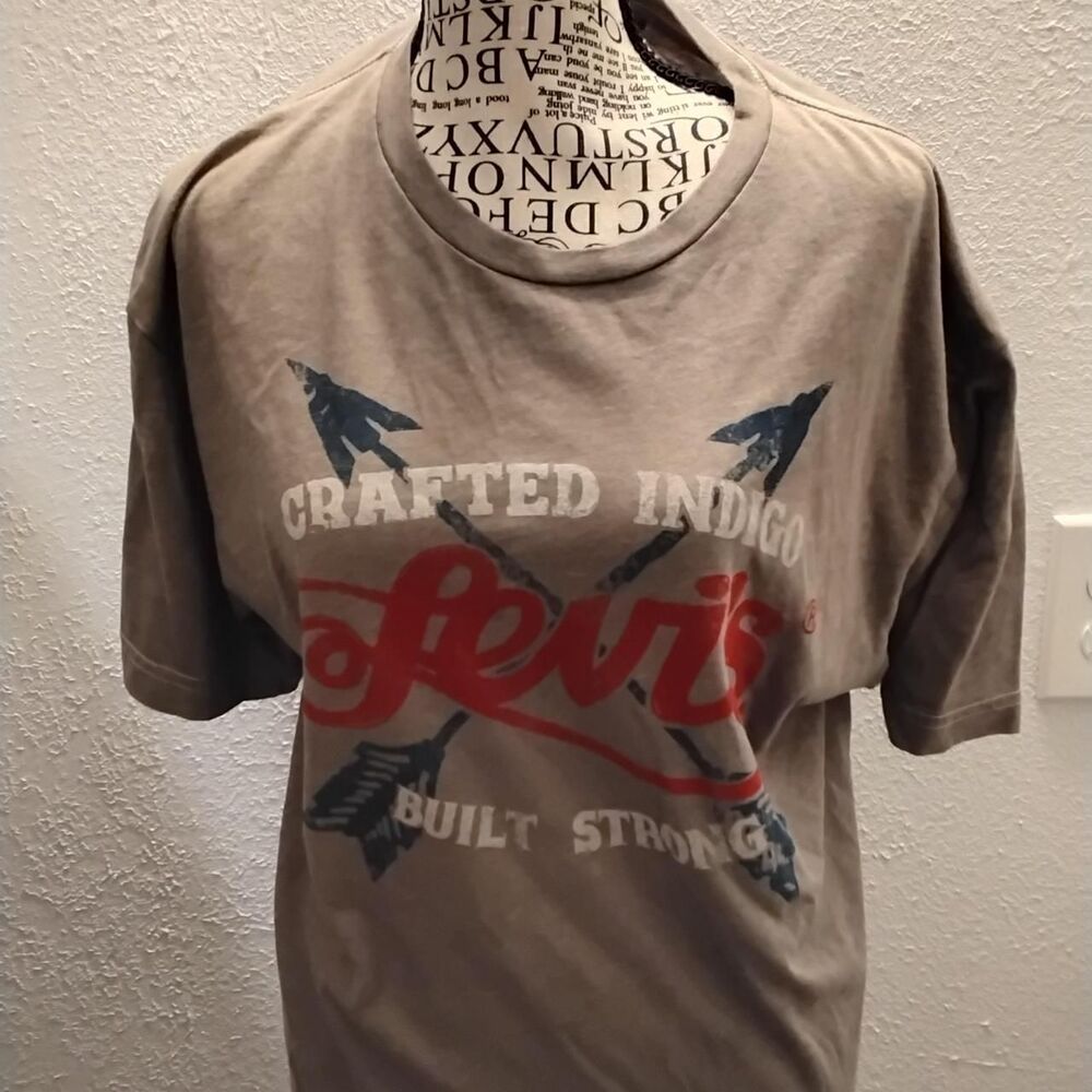 Levi's Men's T-shirt Size Large